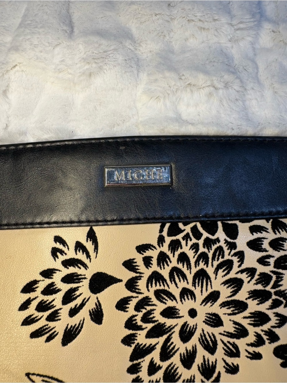 Miche Classic Shell - Picture 2 of 3